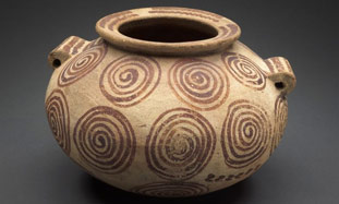 Egyptian Jar with spirals