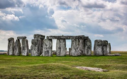 Stonehenge History website link