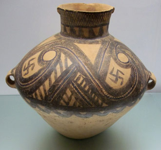 Painted pottery jar with geometric design