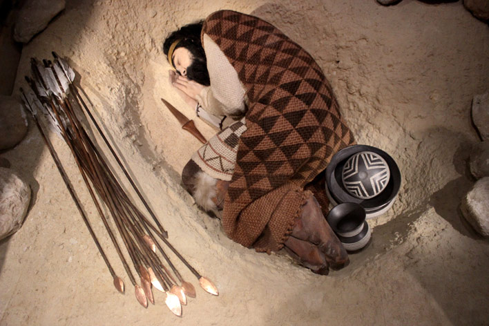 Reconstruction of a Bell Beaker burial site